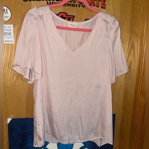Women’s Blush v-neck top